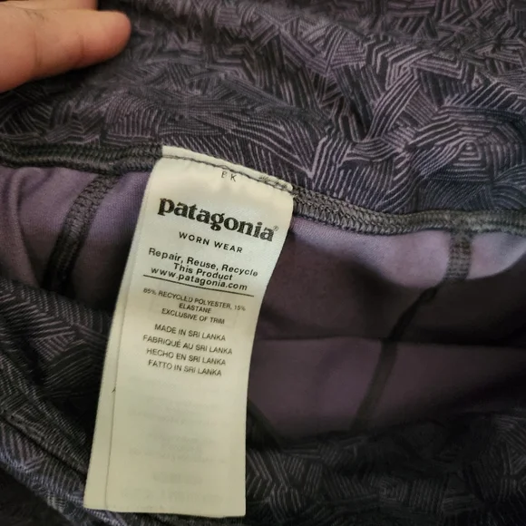 Patagonia Centered Tights Leggings - Size Medium - Like New, Performance Yoga - Picture 10 of 11